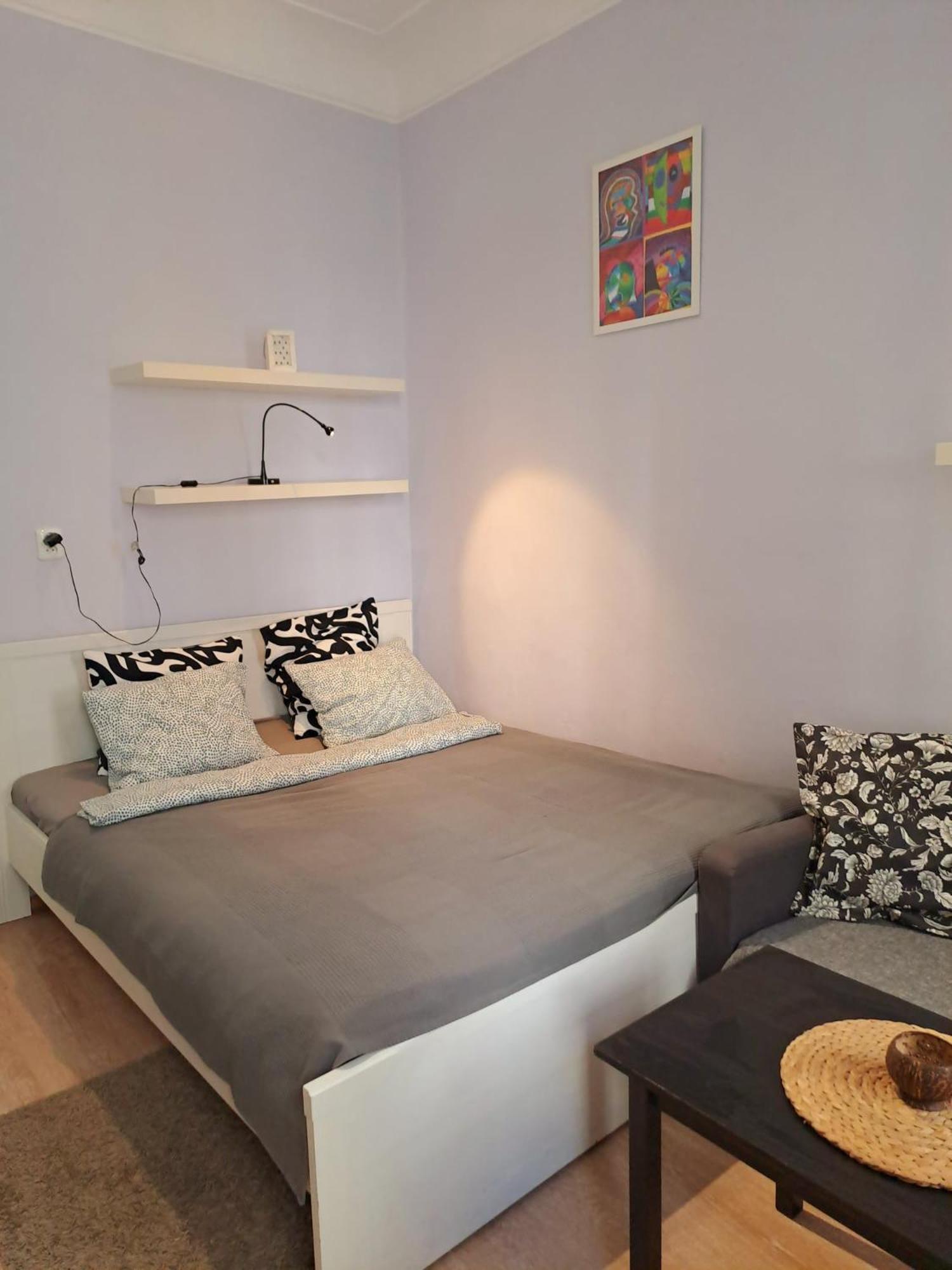 Cute Apartment In The Historic Center Прага Экстерьер фото